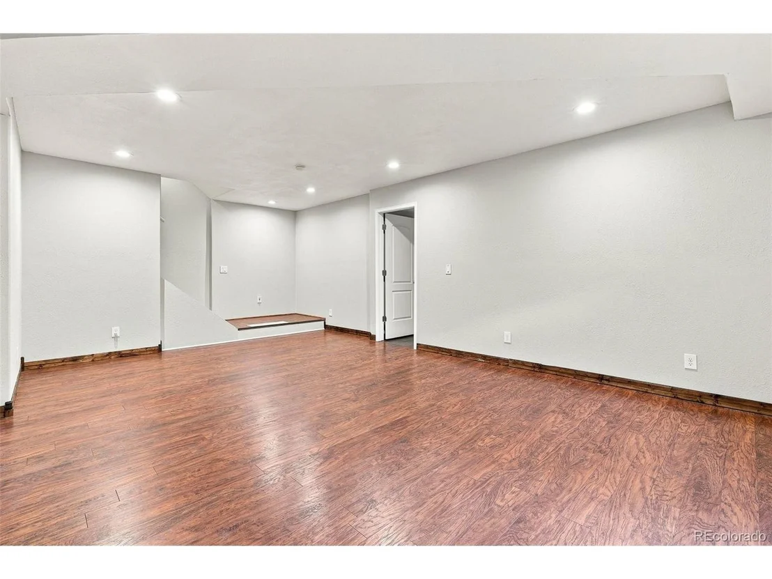 Photo of 10720 Briarglen Cir