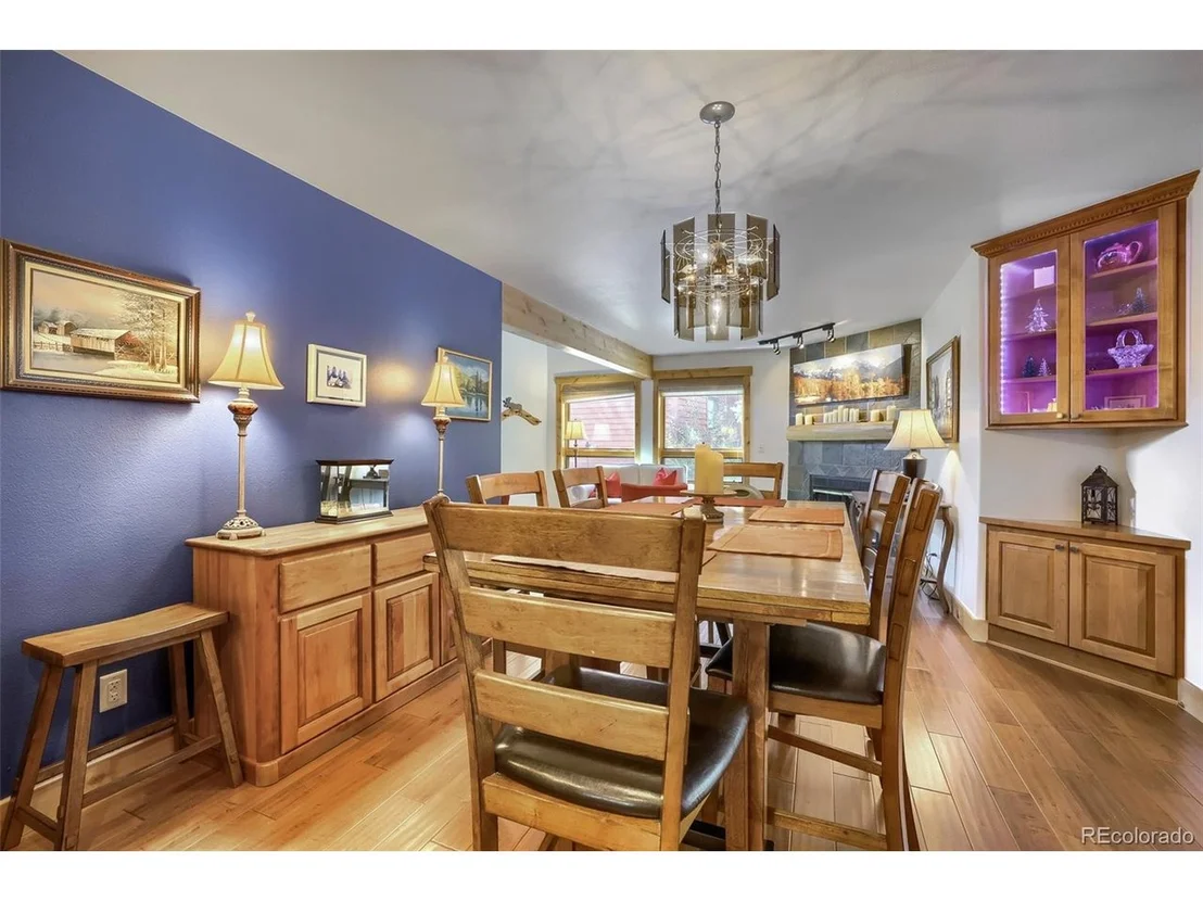 Photo of 460 W Coyote Dr