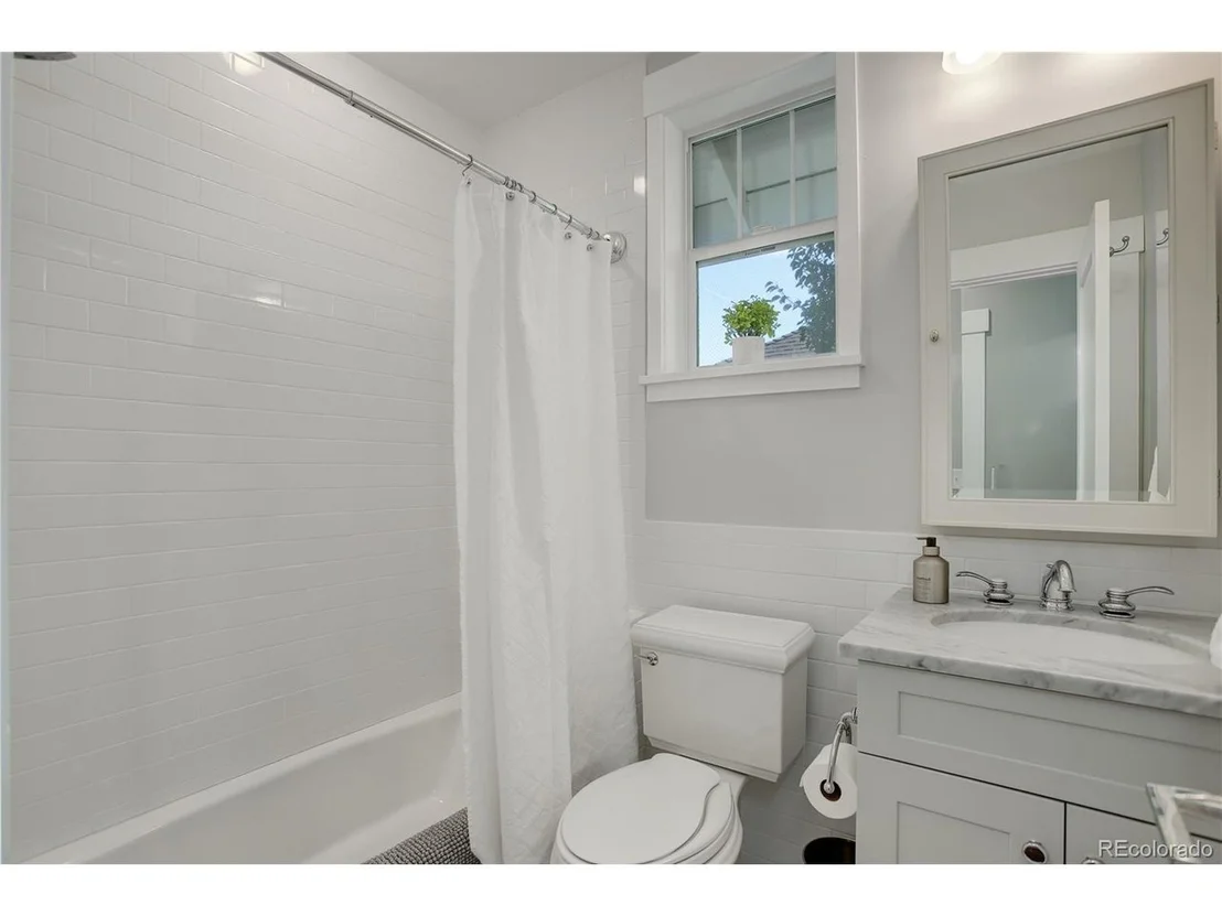 Photo of 1224 Monroe St