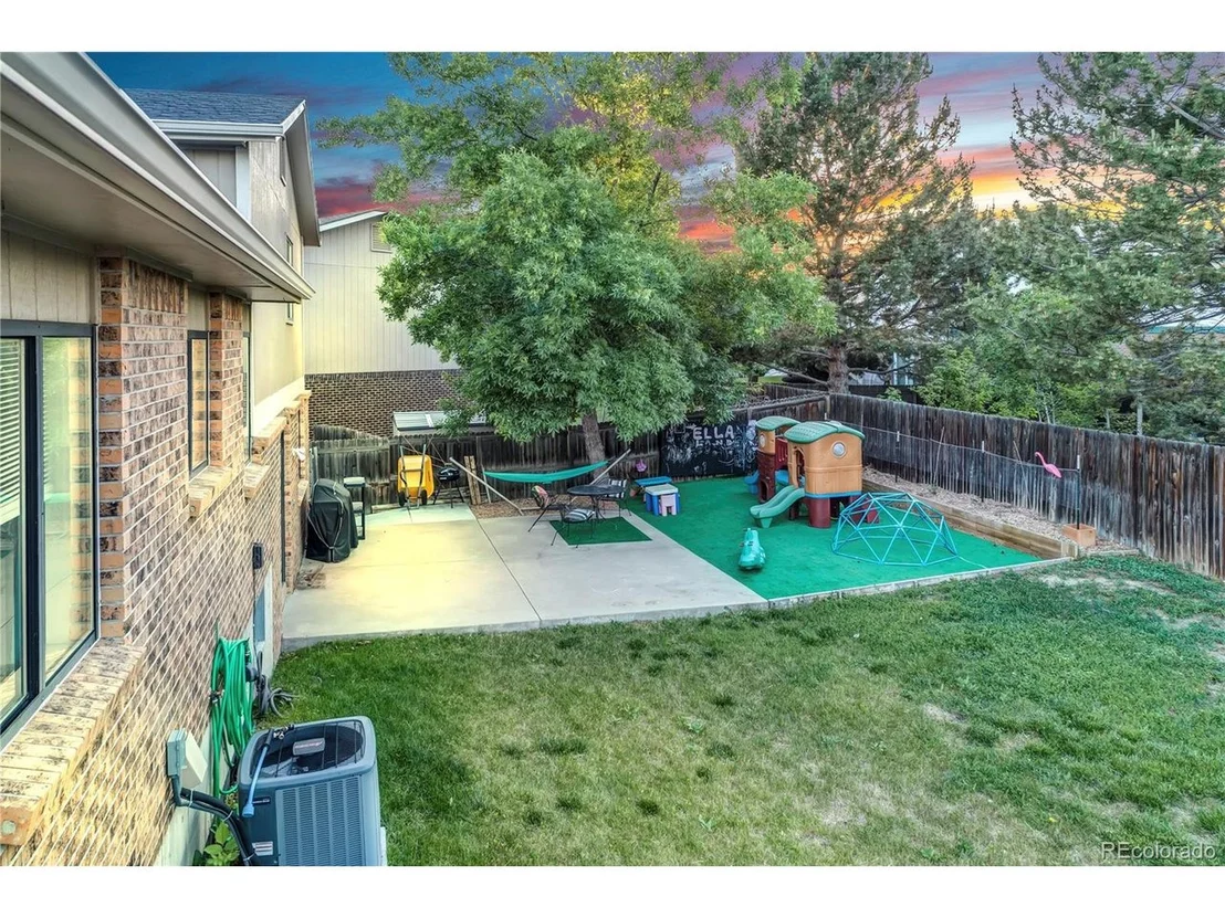 Photo of 5627 W 110th Cir