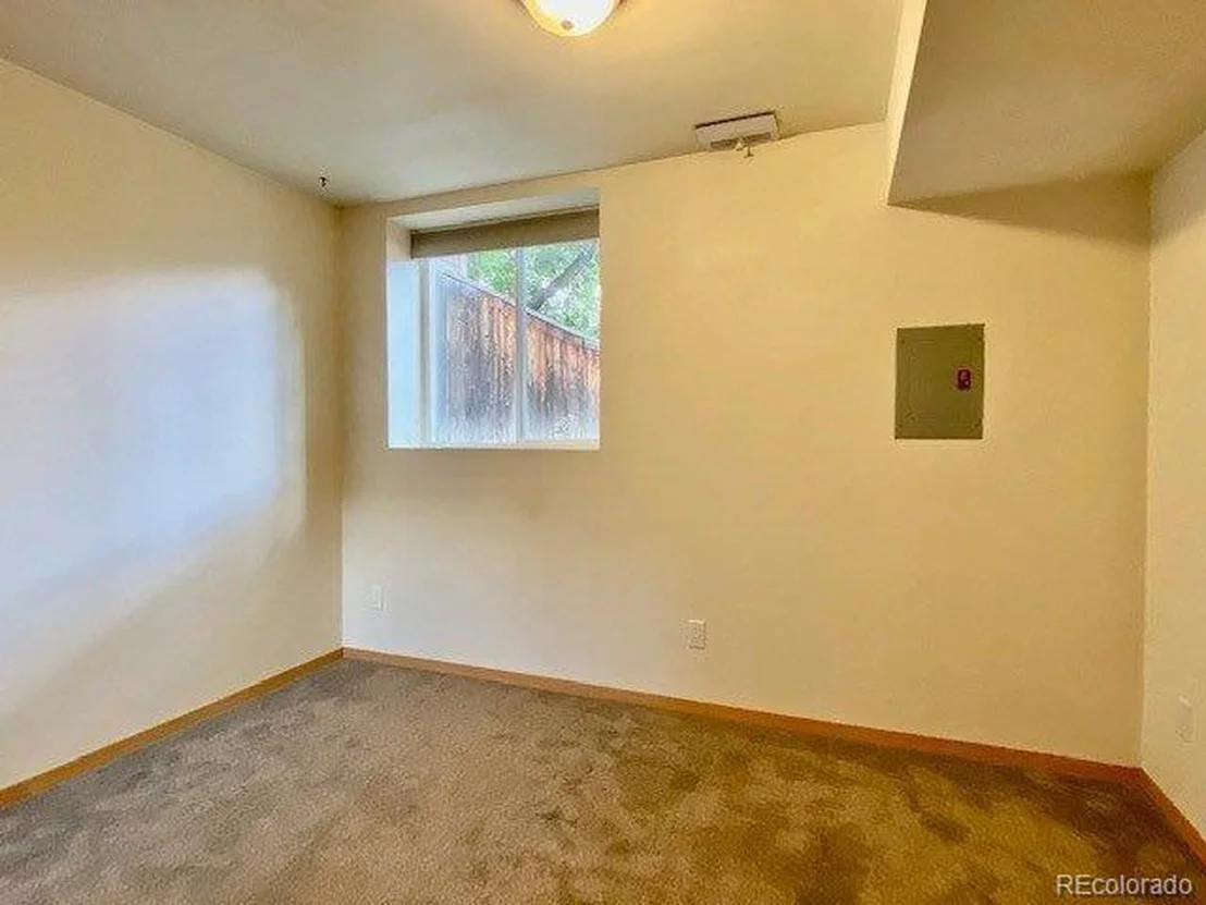 Photo of 3664 Roundtree Ct