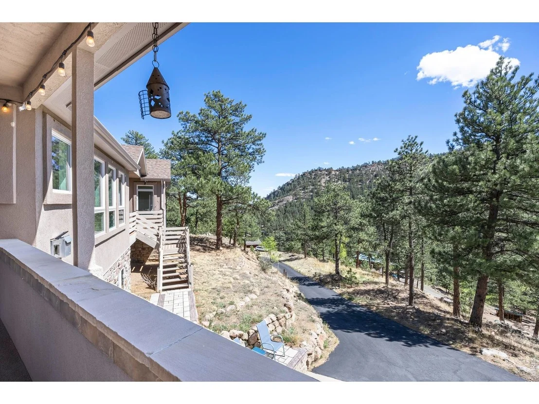 Photo of 738 Wagonwheel Gap Rd