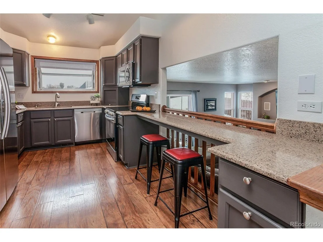 Photo of 555 Cherrywood Dr