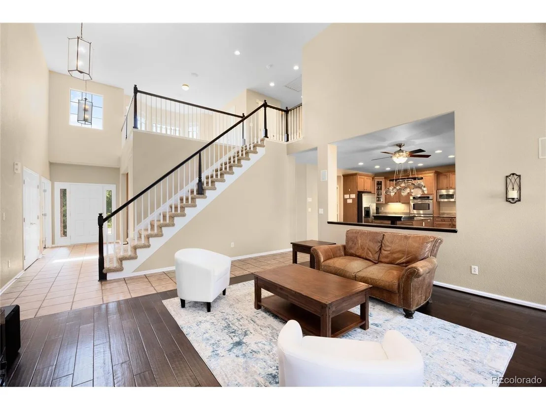 Photo of 6987 Esperanza Dr