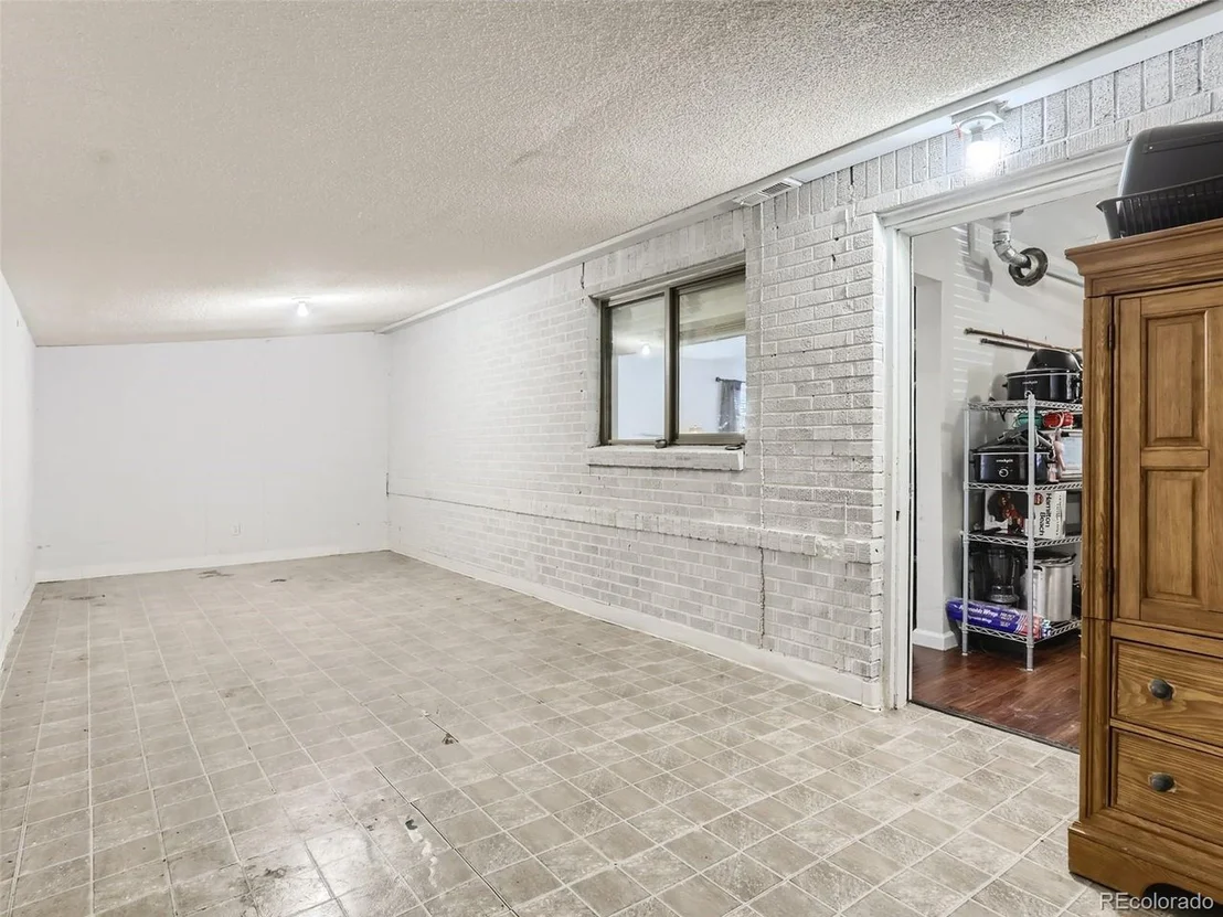 Photo of 1010 Eppinger Blvd