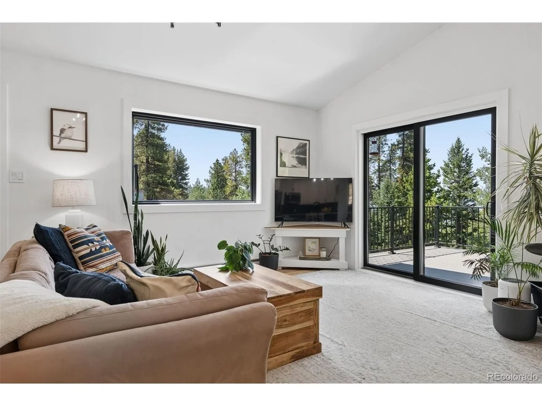 Photo of 11102 Conifer Mountain Rd