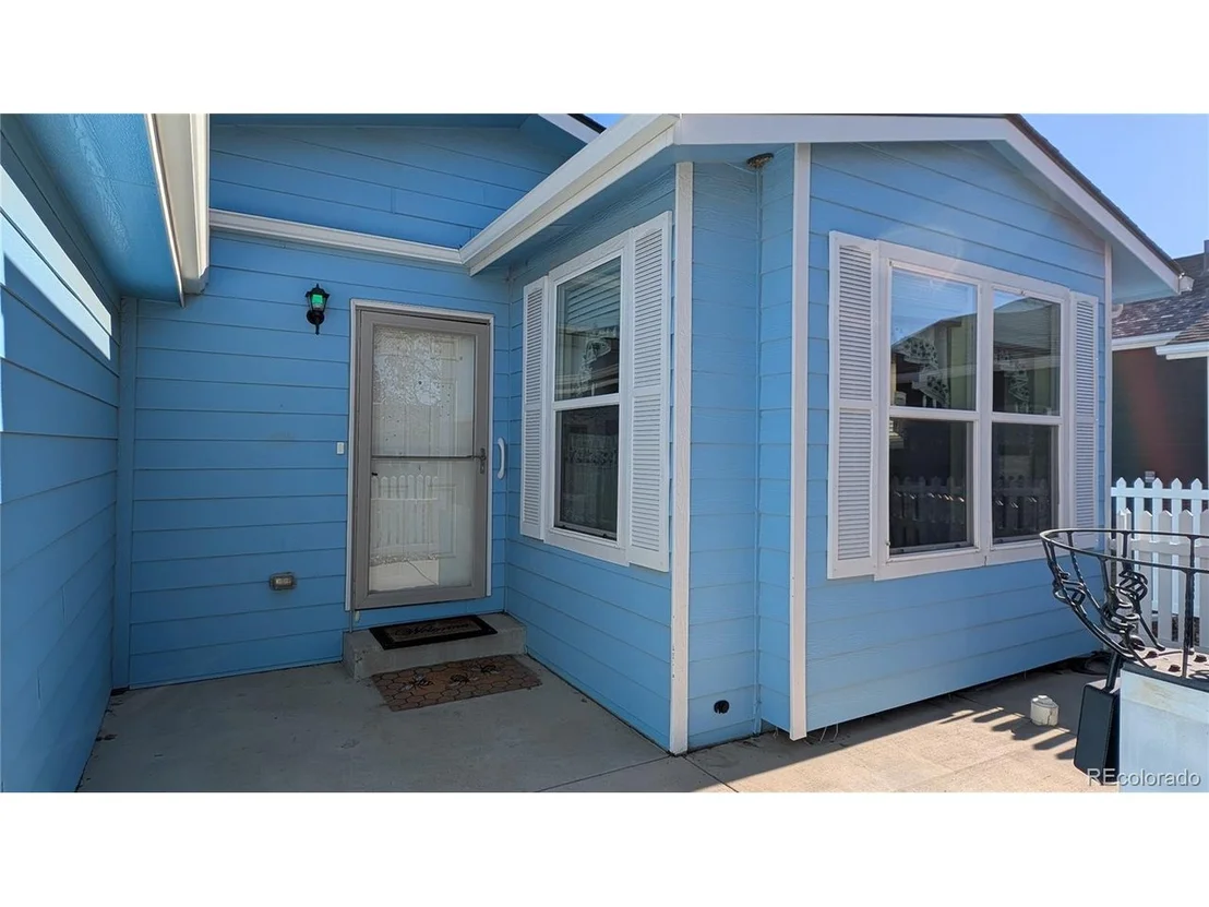 Photo of 7982 Larkspur Cir