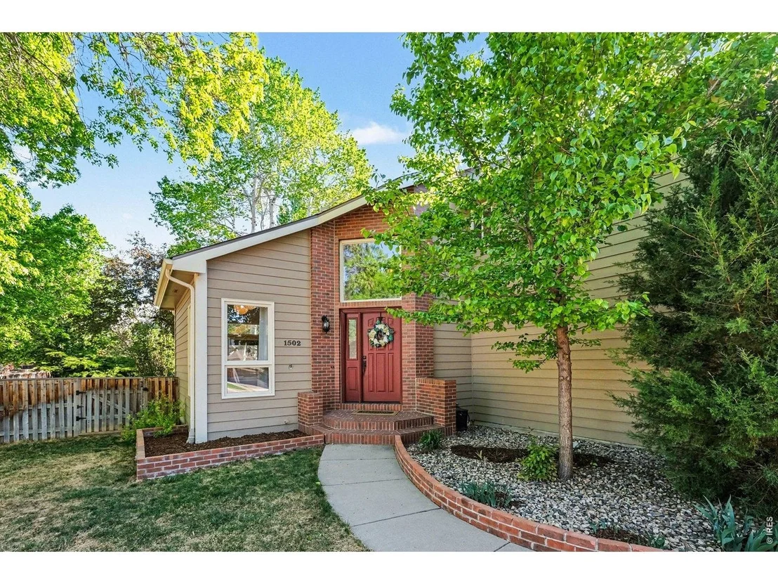Photo of 1502 River Oak Dr