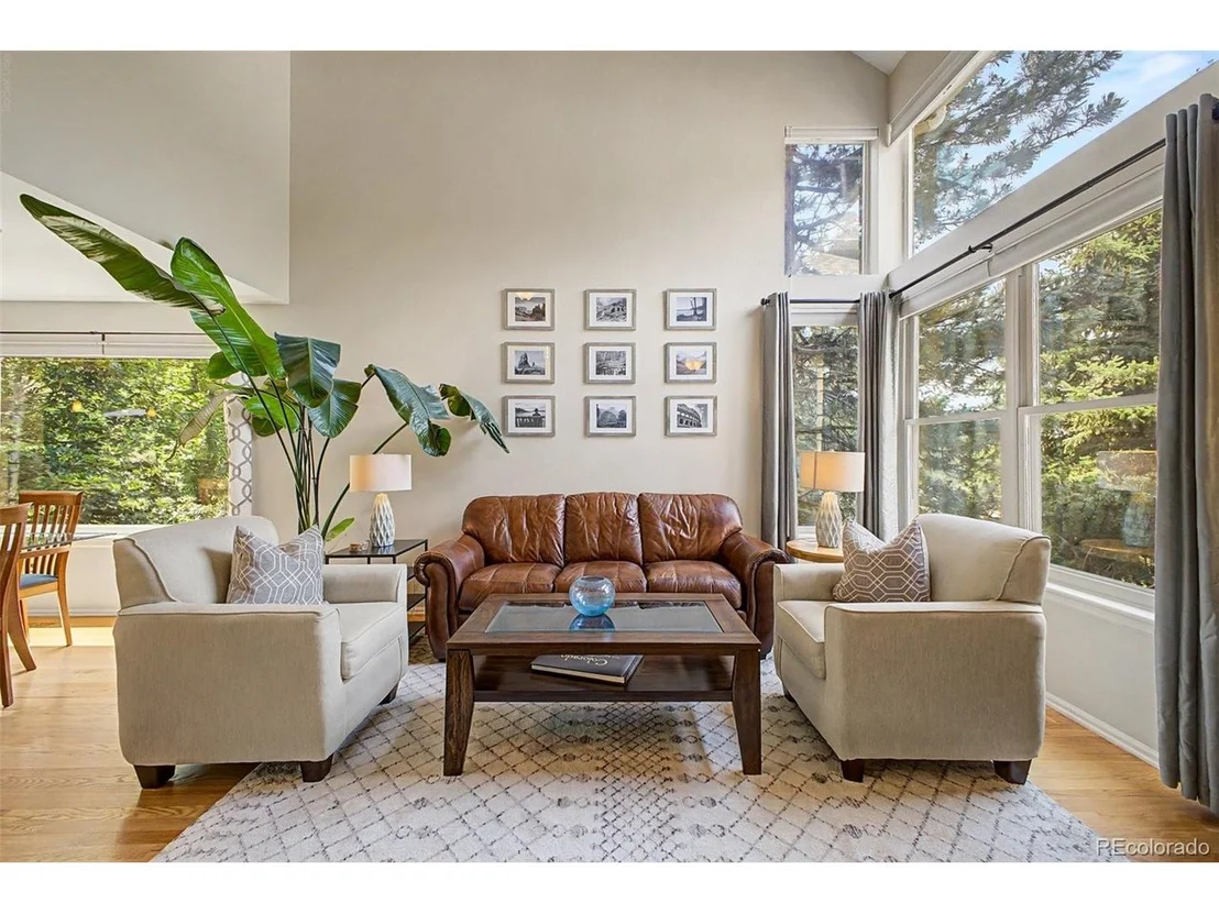 Photo of 1023 Meadow Run