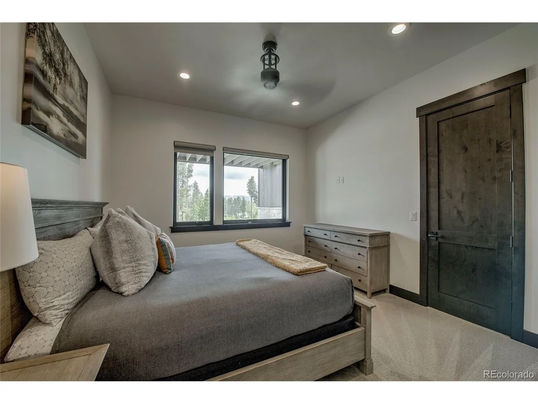 Photo of 89 Barton Way
