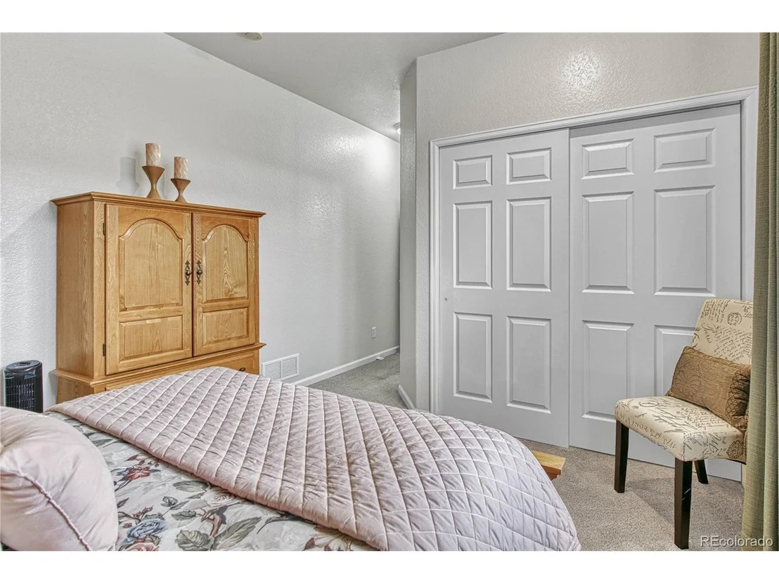 Photo of 6644 Sage Ave