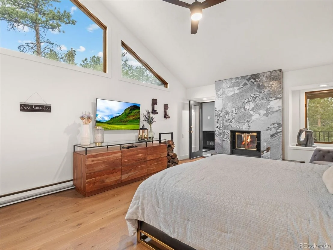 Photo of 571 Sundown Ln