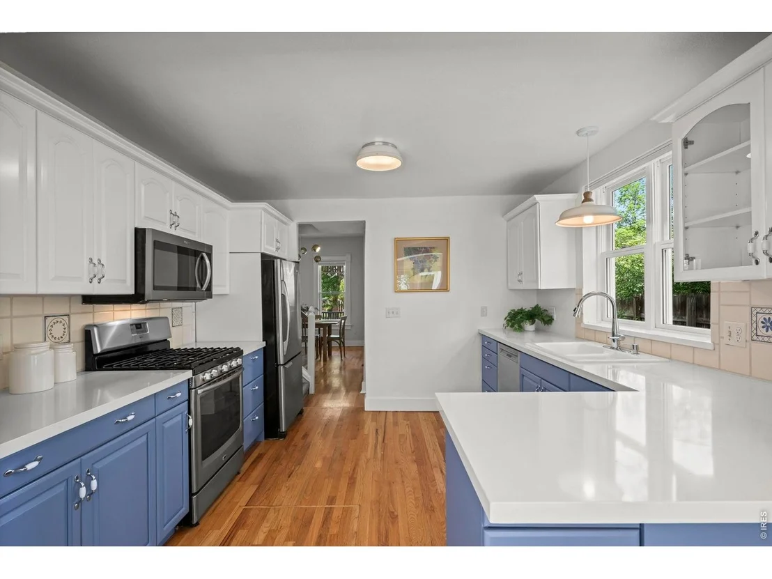 Photo of 804 Dewey Ave