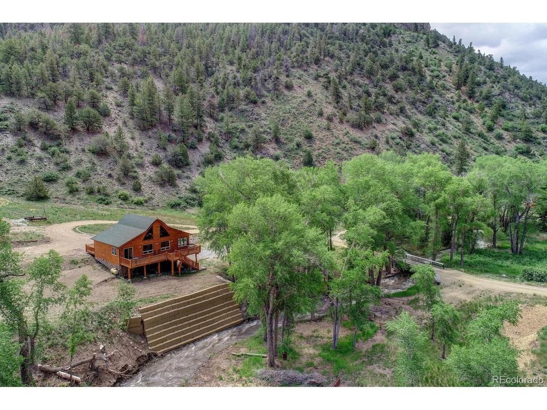 Photo of 3310 Highway 285