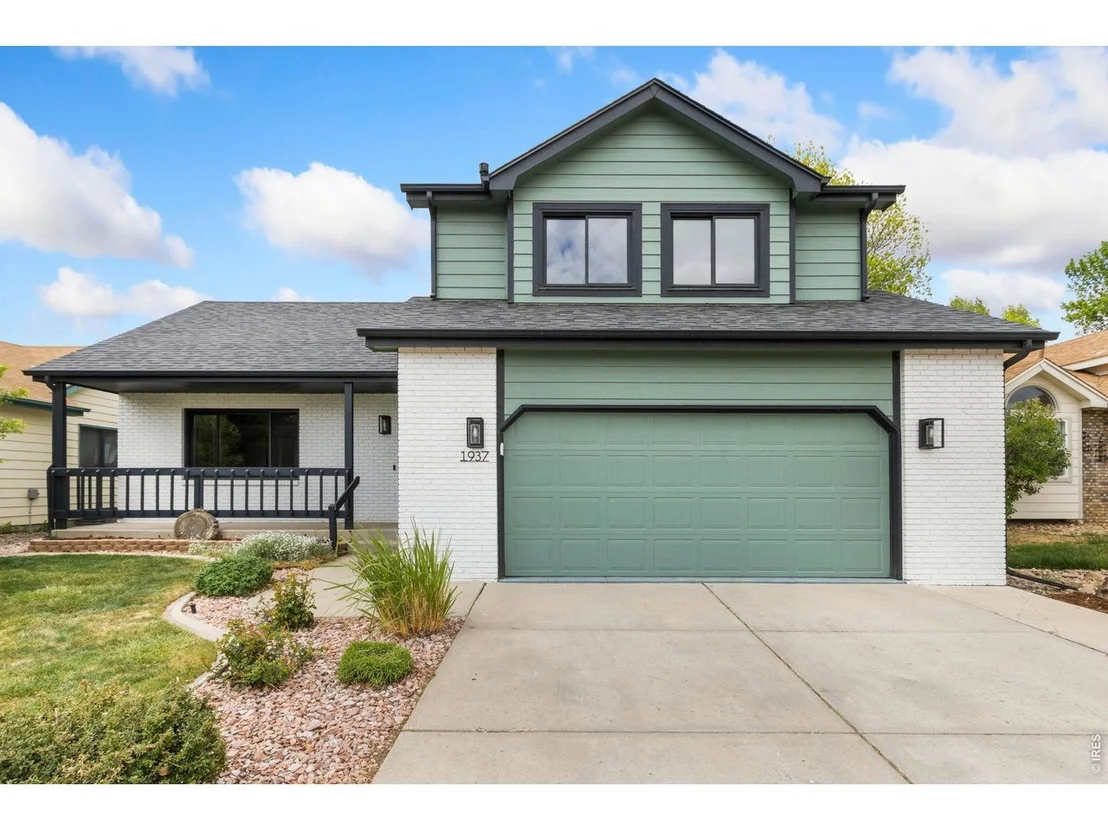 Photo of 1937 Hyde Dr