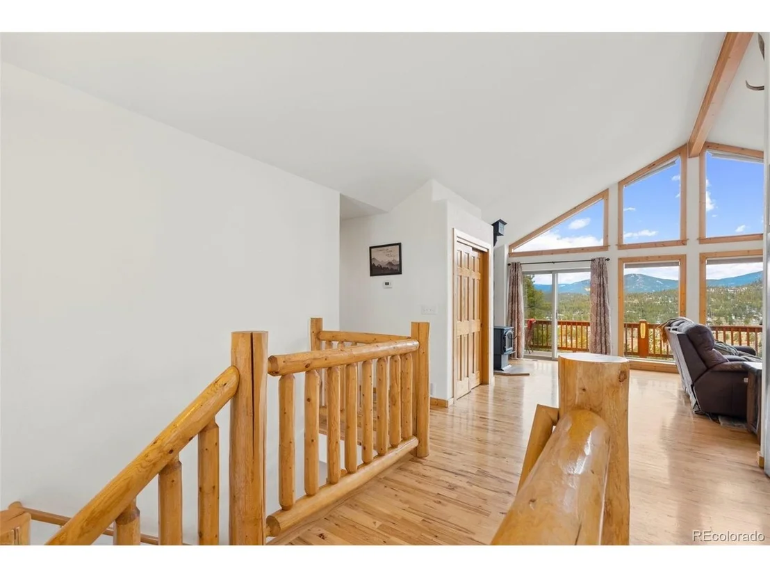 Photo of 34 S Circle Dr