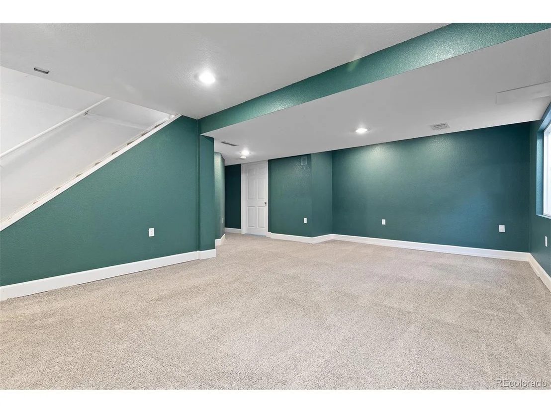 Photo of 2640 Overlook Dr