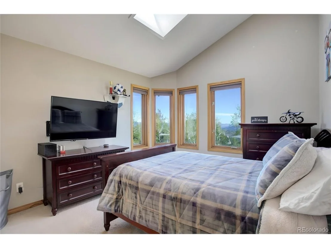 Photo of 26775 Light Ln