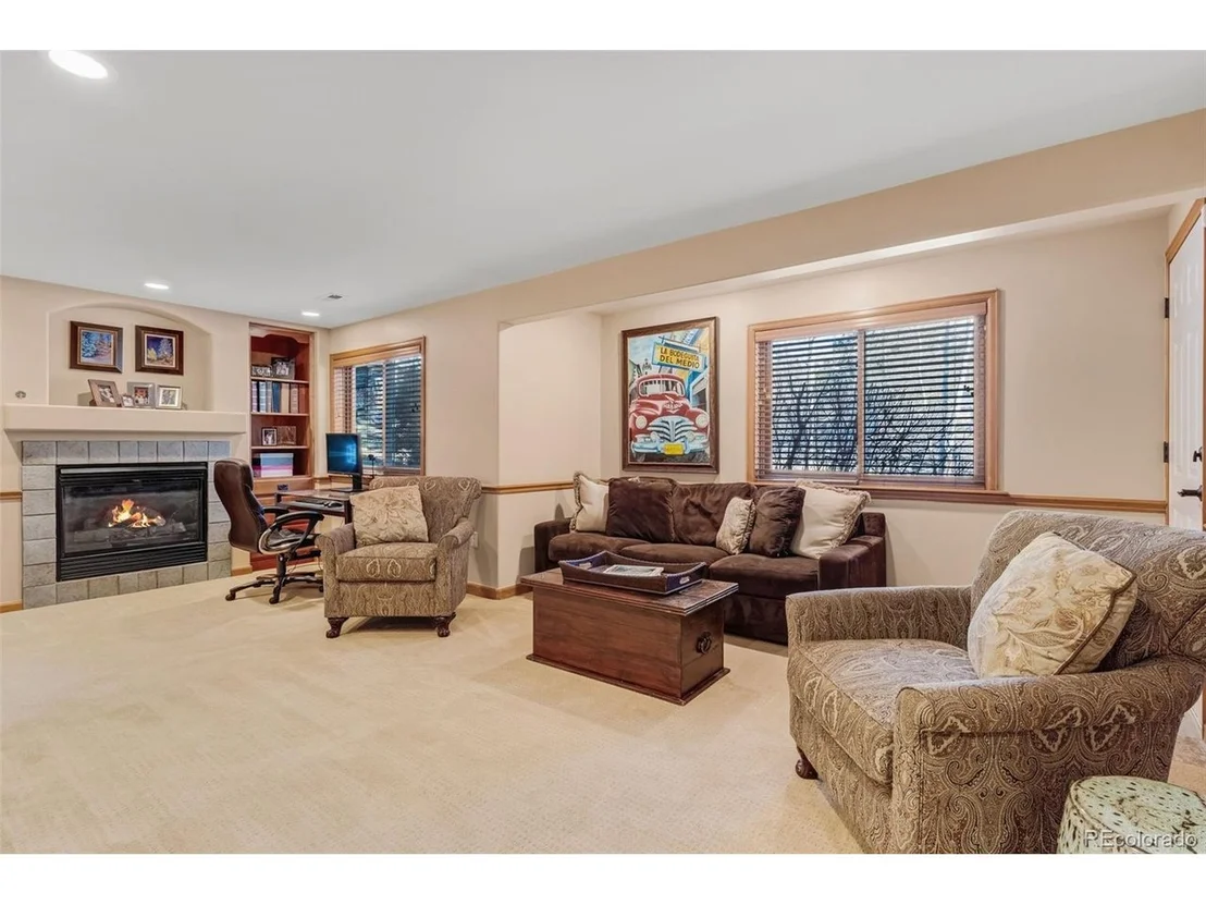 Photo of 935 Meadow Run