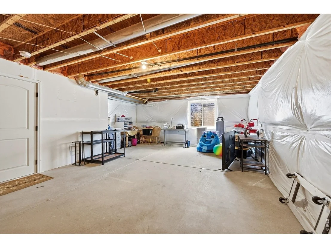 Photo of 987 Axis Dr