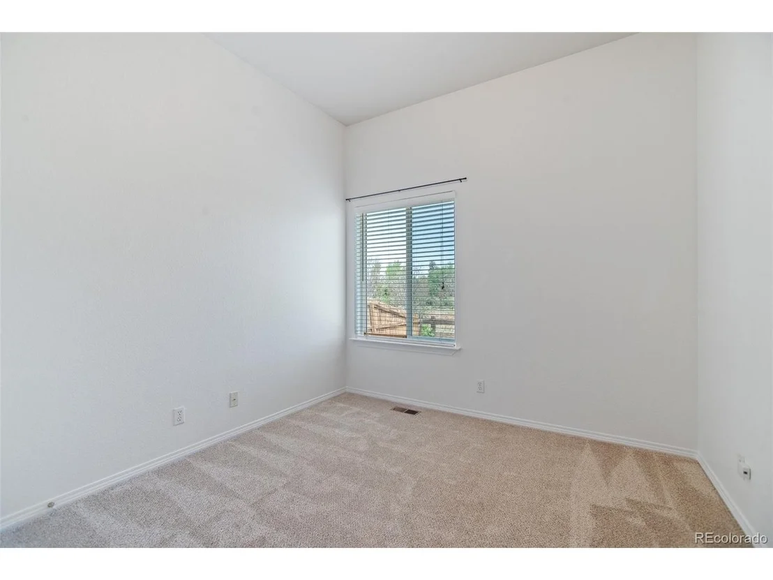 Photo of 15497 E 7th Cir