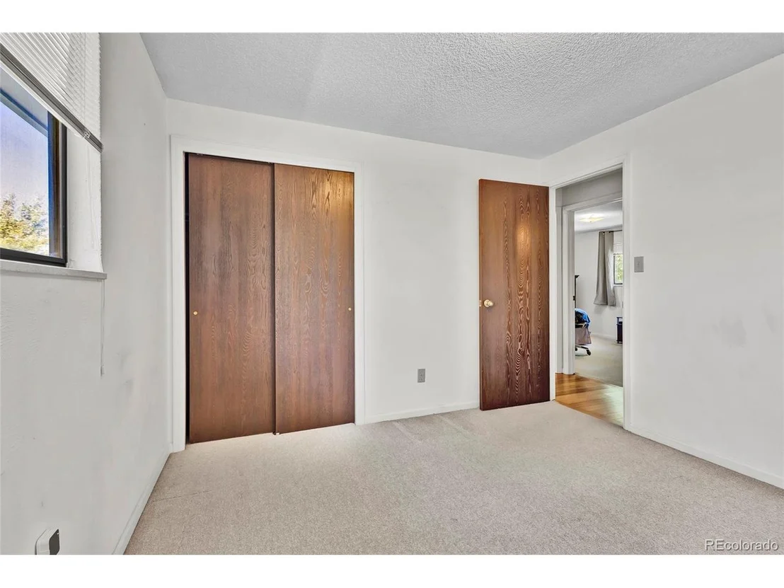 Photo of 844 Mercury Cir
