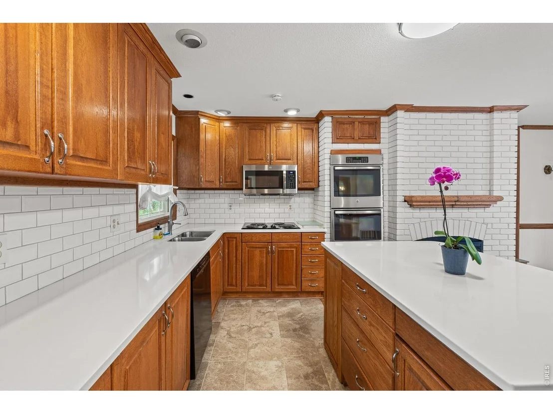 Photo of 1400 45th Ave