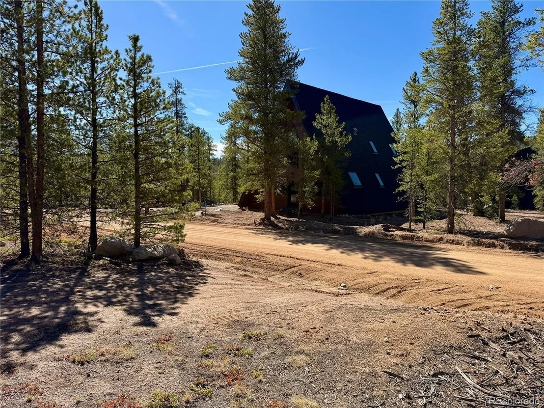Photo of 360 Peak View Dr