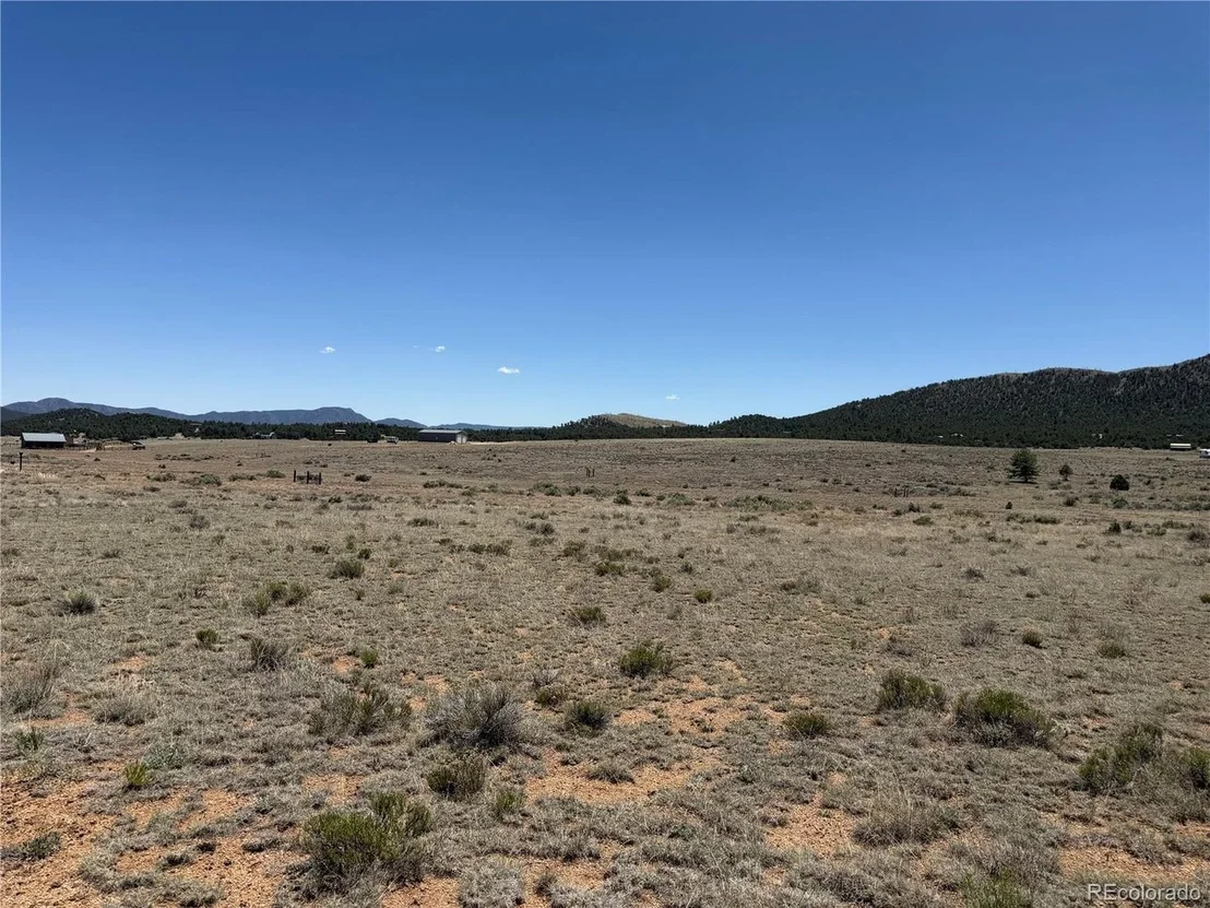 Photo of 1048 Blazing Saddle Trl