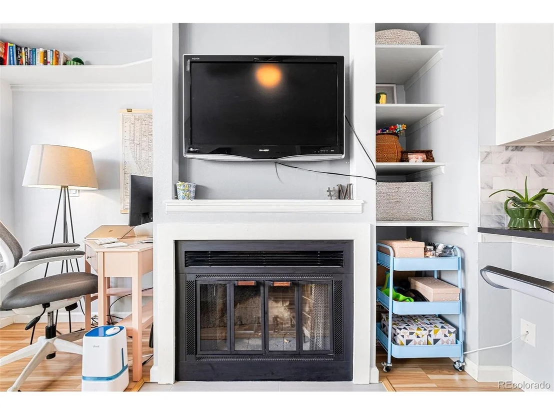 Photo of Unit 20 at 3025 Broadway St