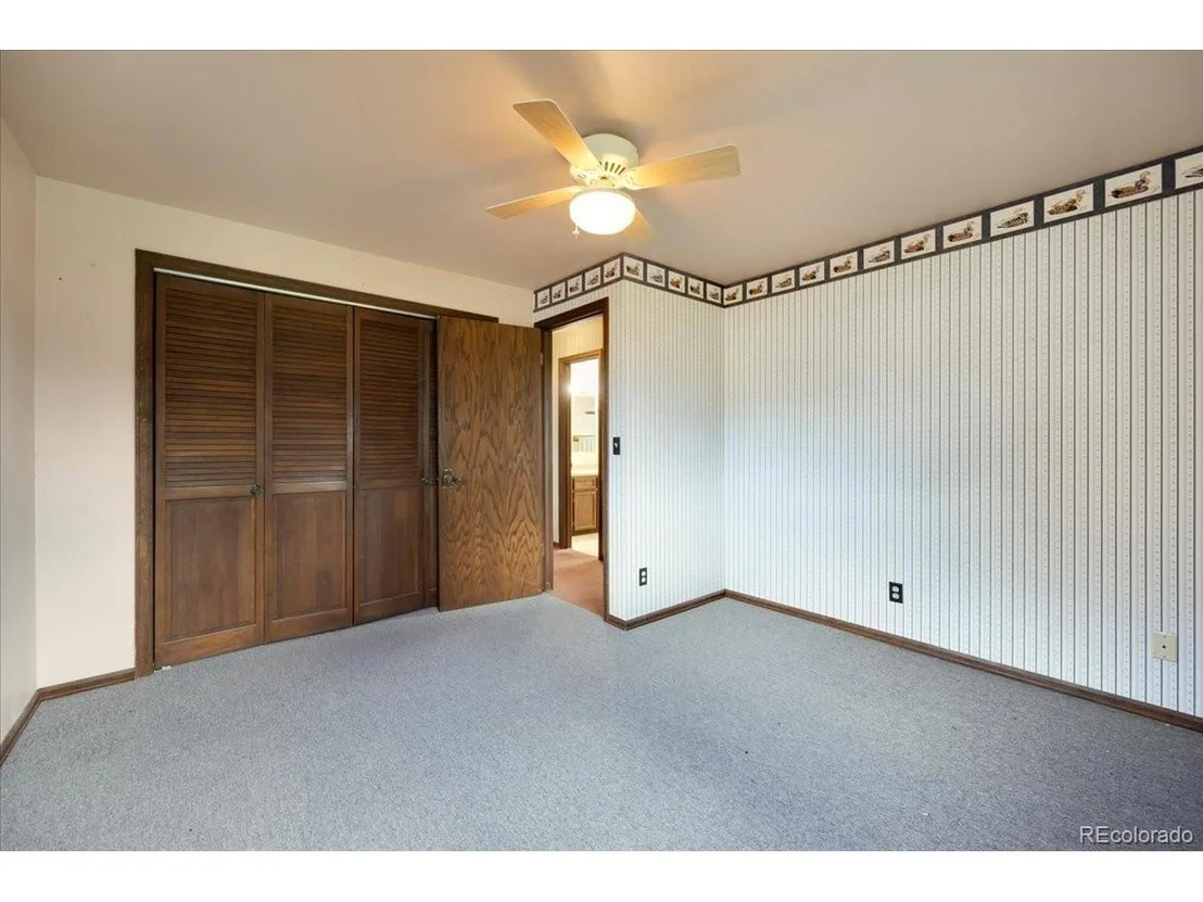 Photo of 3933 Viewpoint Way