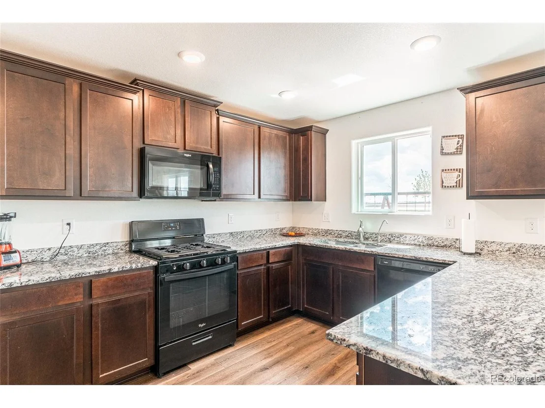 Photo of 47336 Lilac Ave