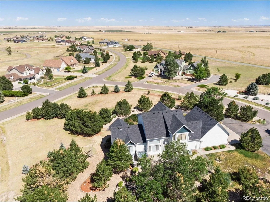 Photo of 935 Green Gables Cir Ct