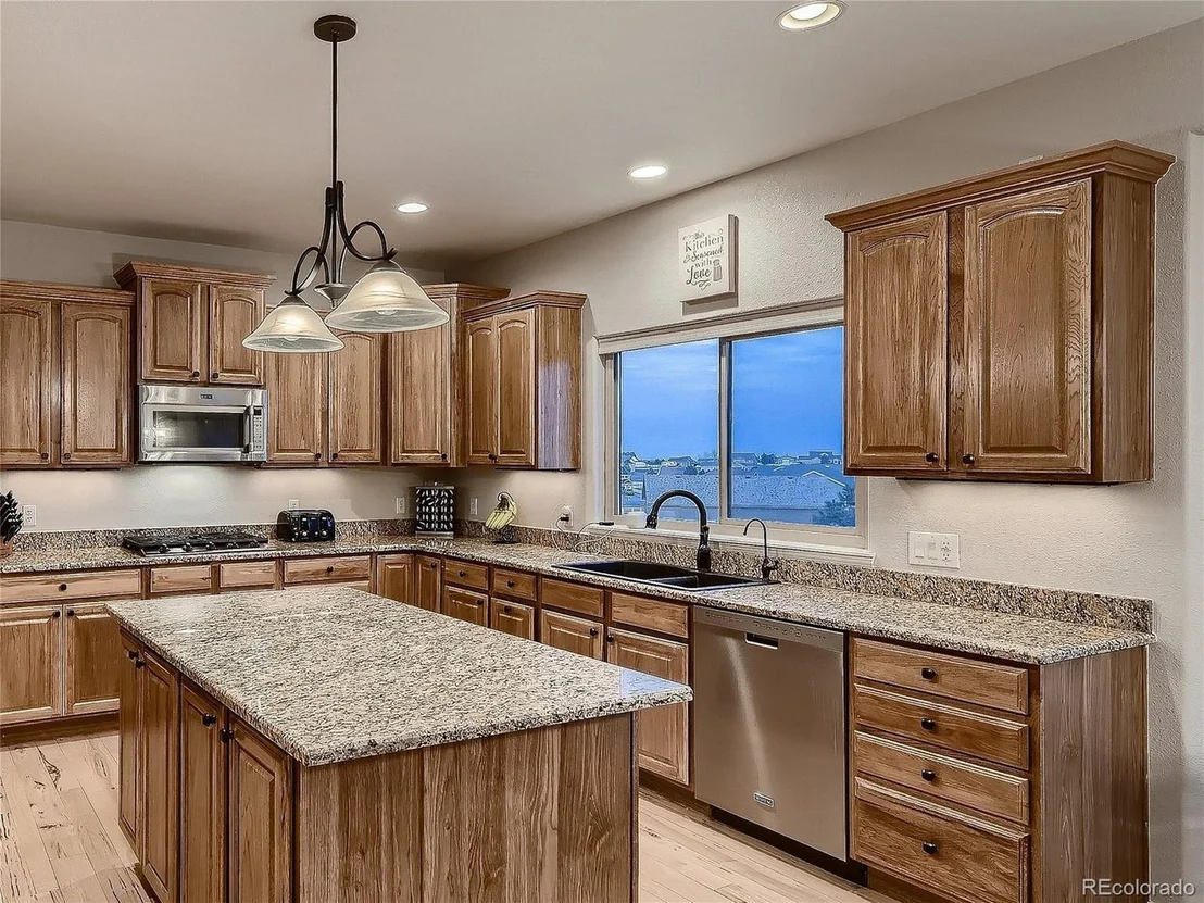 Photo of 41170 Round Hill Cir