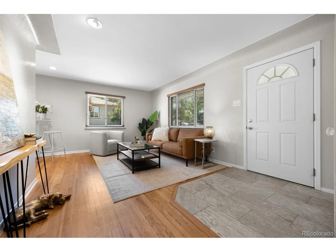 Photo of 4130 Jay St