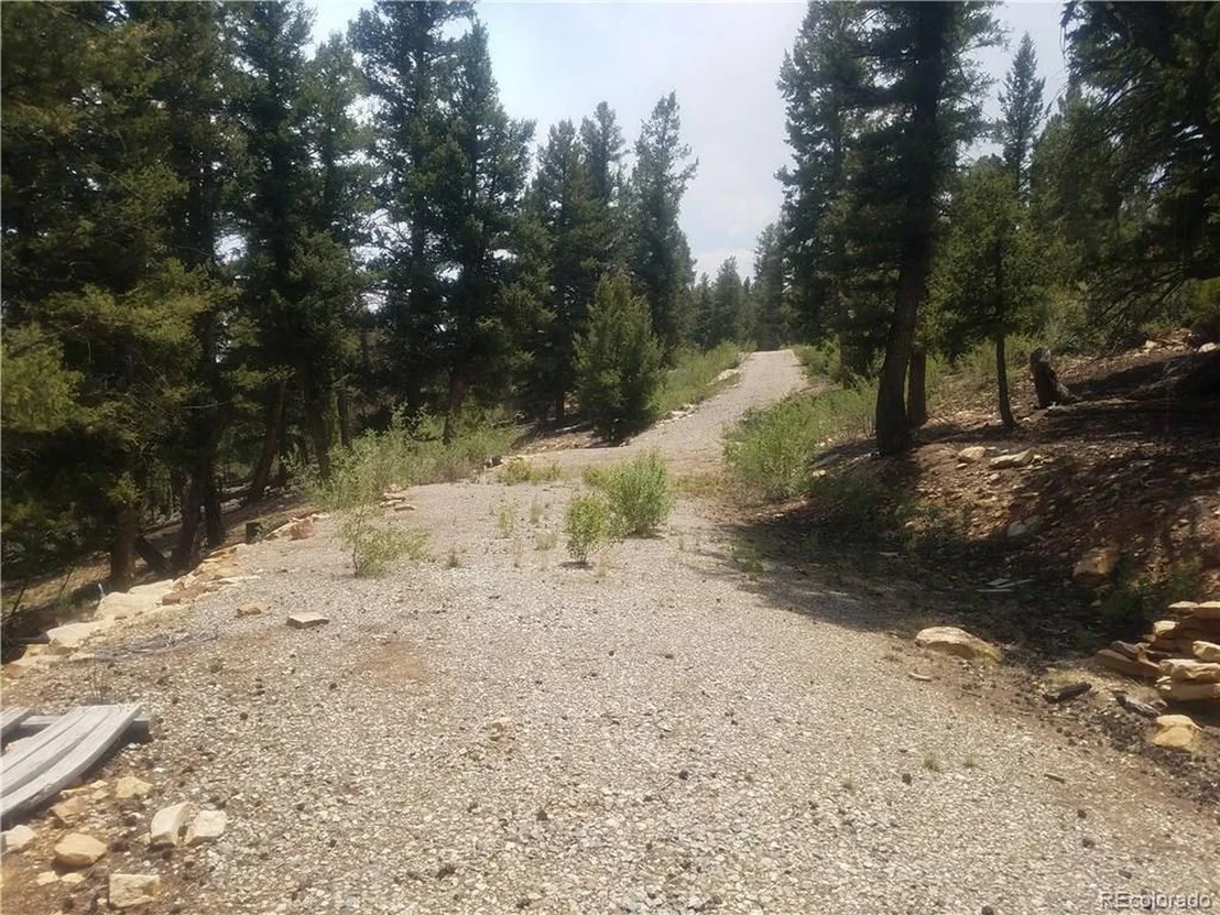 Photo of 1720 Middle Fork Vis
