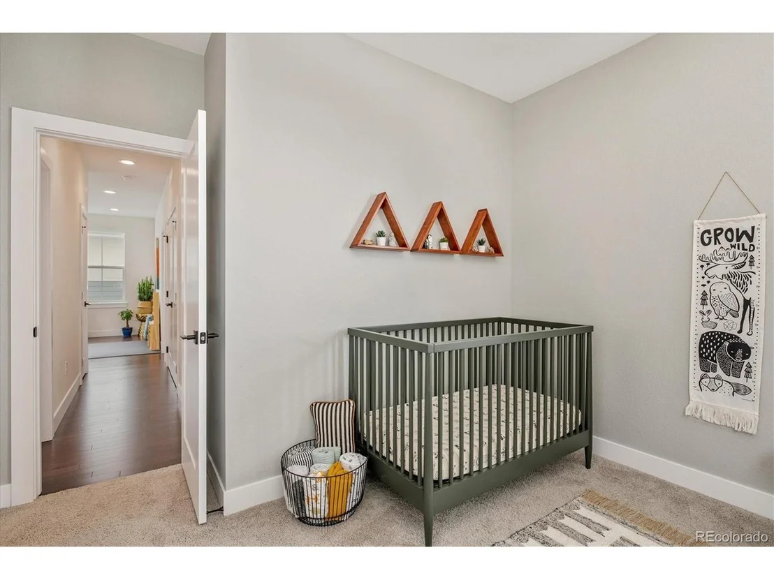 Photo of 5640 Wheaton Ave