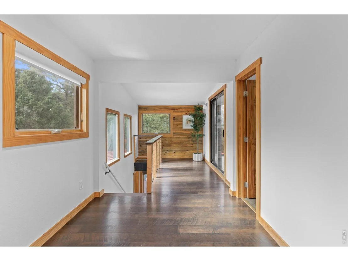 Photo of 1003 Eagle Dr