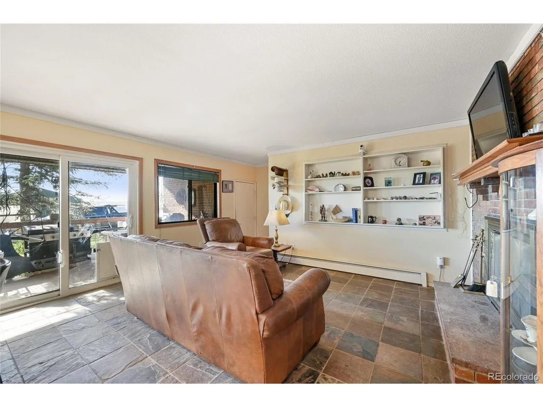 Photo of 5430 Murr Rd