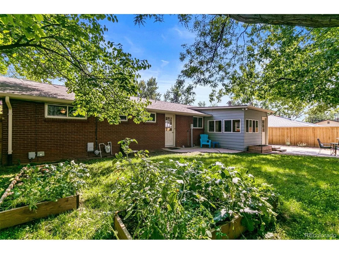 Photo of 1439 Sunset St