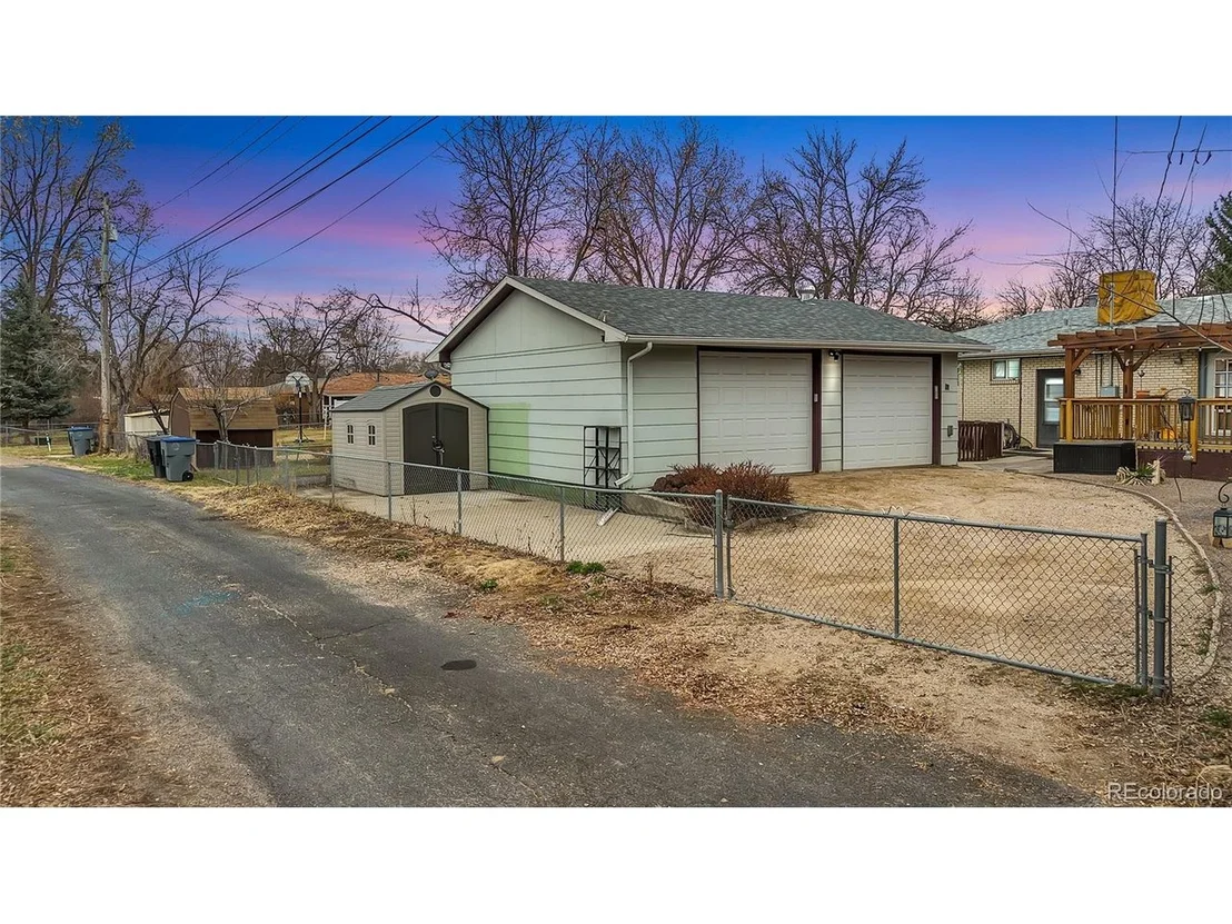 Photo of 1732 Centennial Dr