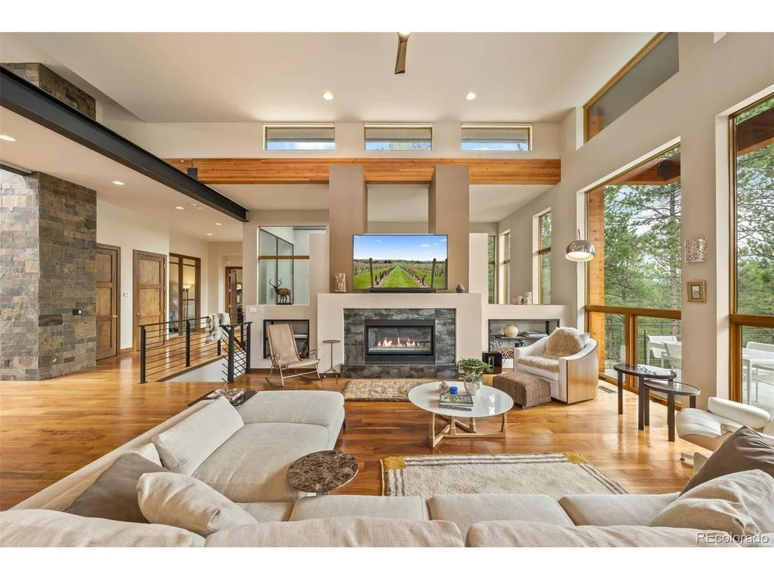 Photo of 2888 Highlands View Rd