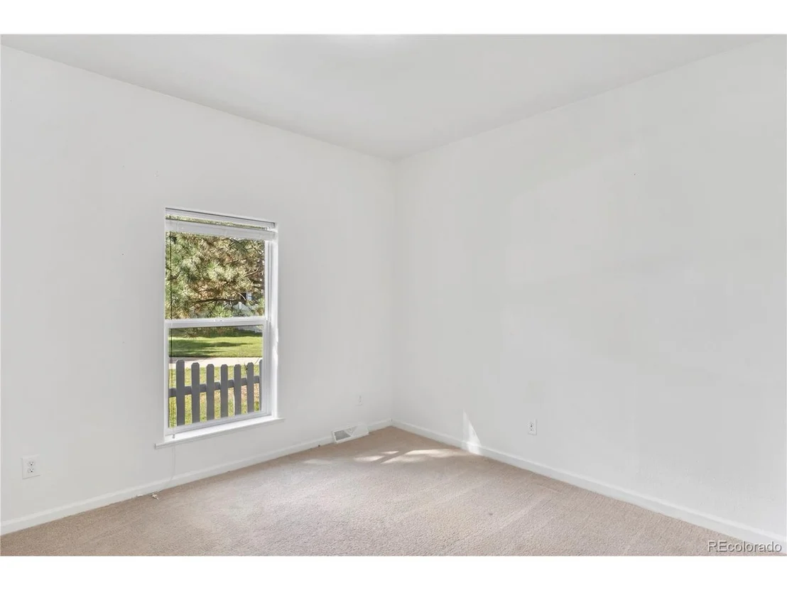 Photo of 7875 Sunflower Green