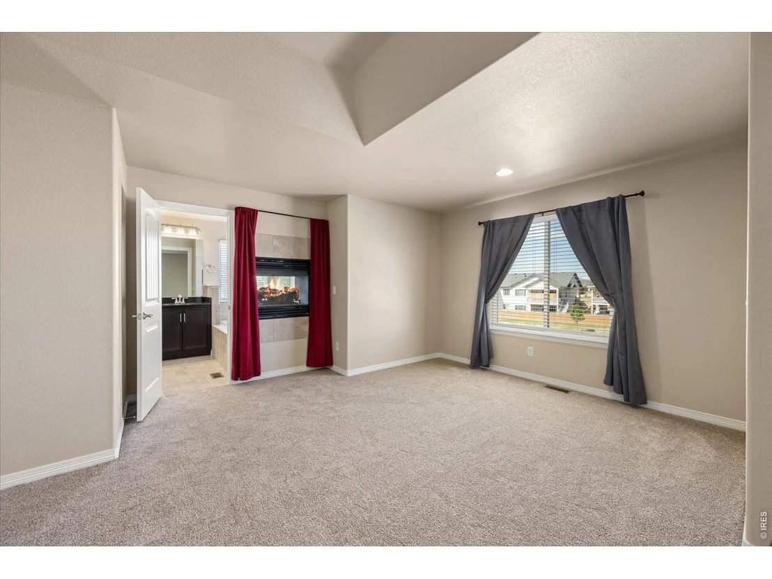 Photo of 480 Wind River Dr