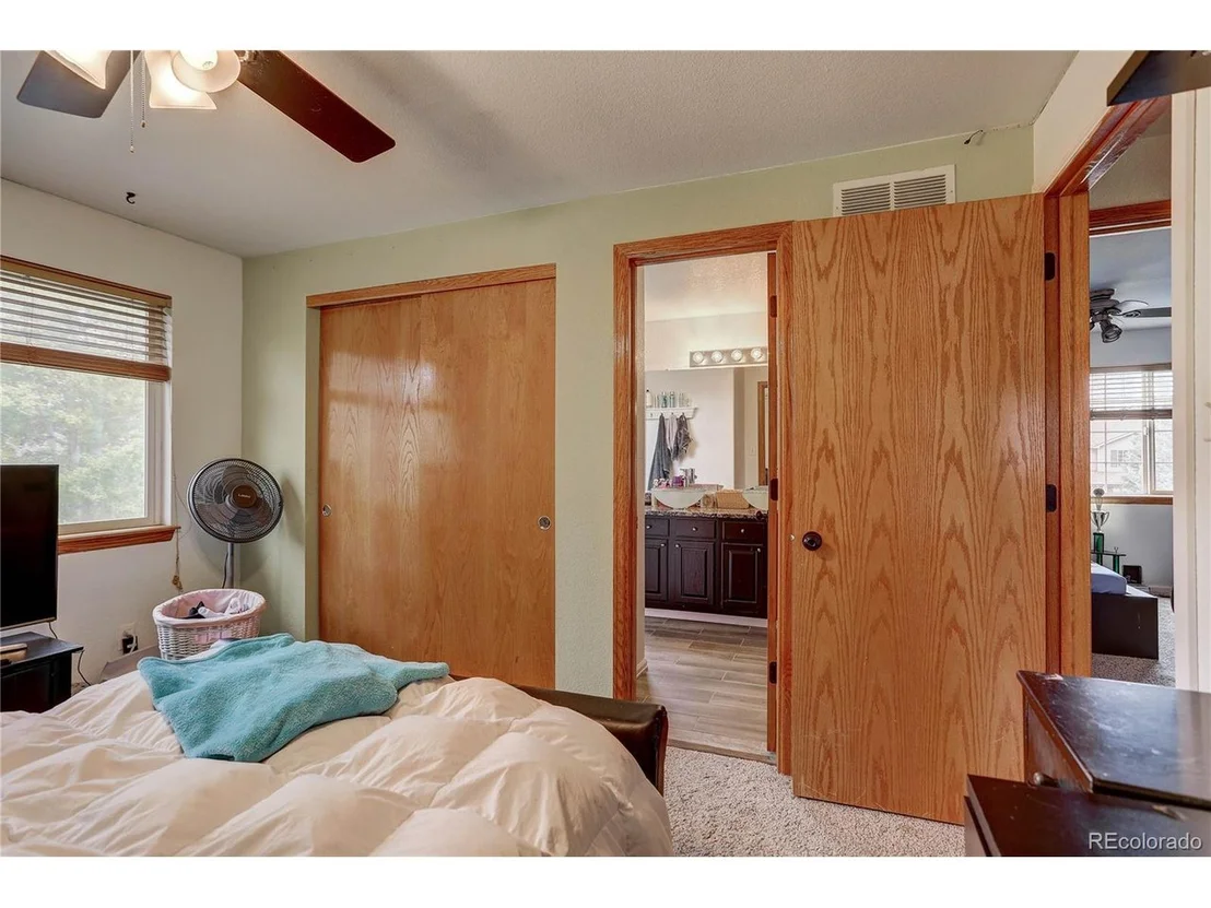 Photo of 4852 Falcon Dr