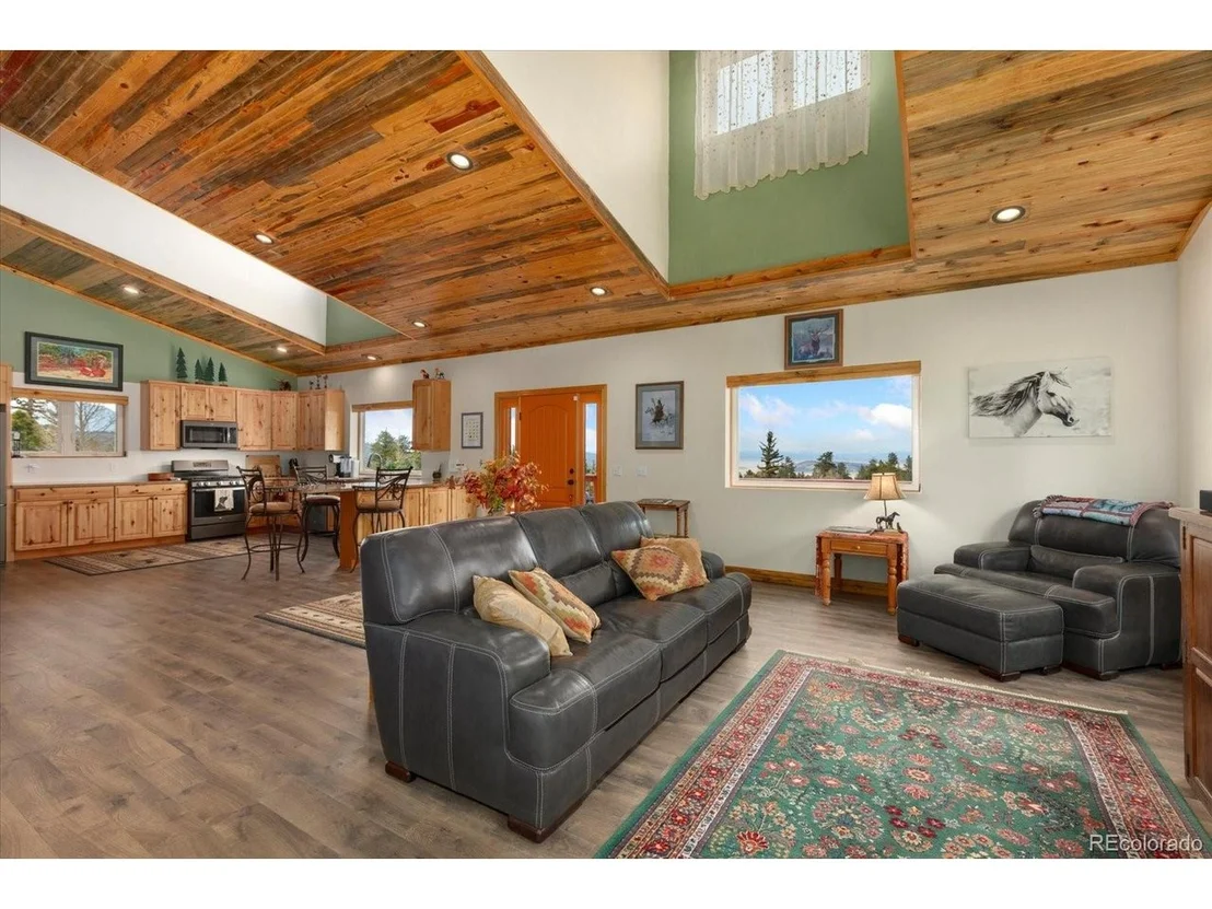Photo of 937 Pitchfork Rd