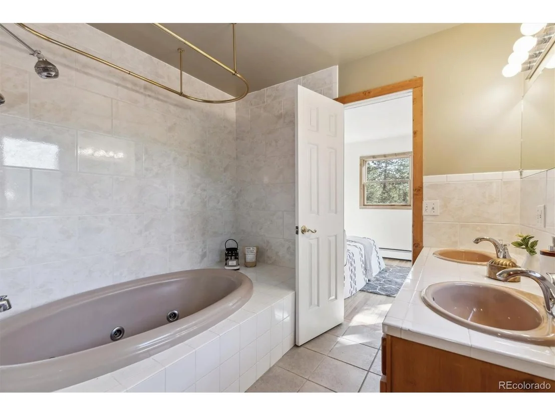 Photo of 21345 Cliffwoods Trl