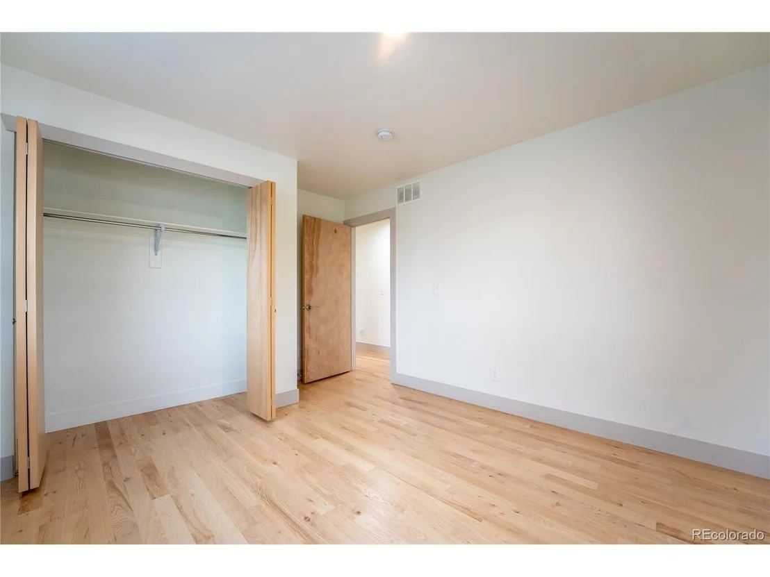 Photo of 6892 Juniper Ct
