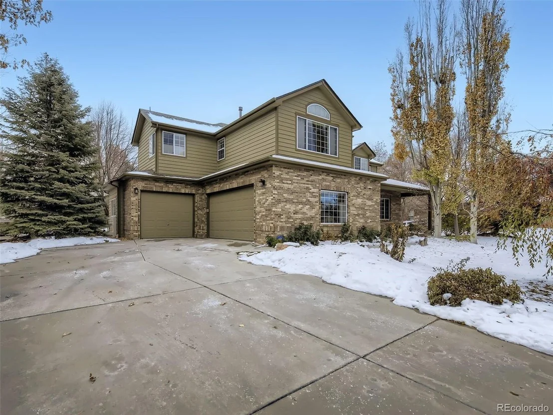 Photo of 1031 Willow Creek Cir