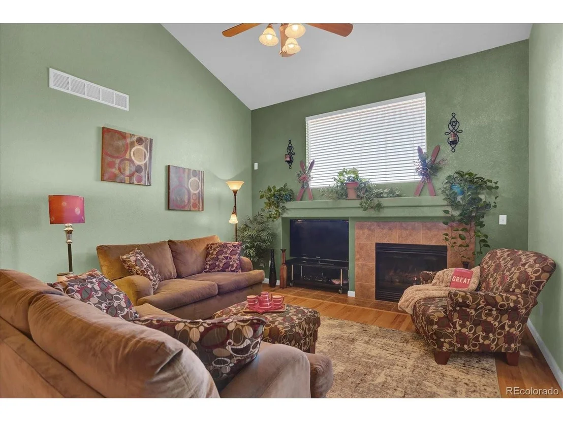 Photo of 8419 Devinney Ct